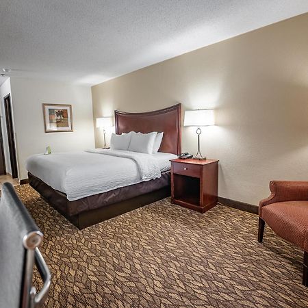 Christopher Inn And Suites Чилликоти Экстерьер фото